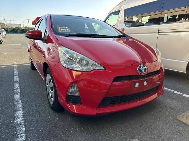 【静岡県藤枝市】トヨタ、アクアの中古車を車買取しました。